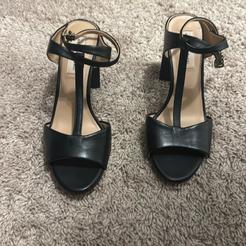 Antonio Melani black block heel